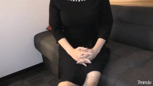 巨乳熟女为离婚攒钱，无码诱惑私拍大尺度