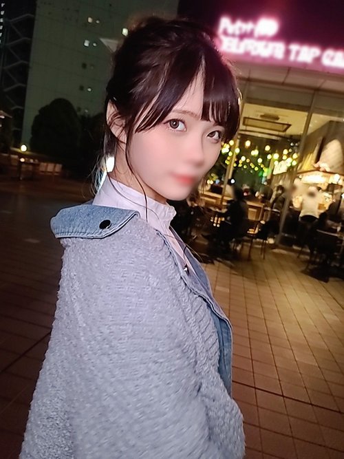 清纯F杯美女Rei-Chan被巨根猛插，面部射精